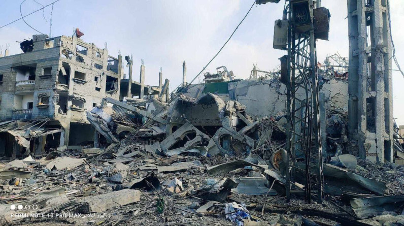 197 يوما من إبادة غزة: قصف مدفعي وغارات متواصلة على النصيرات